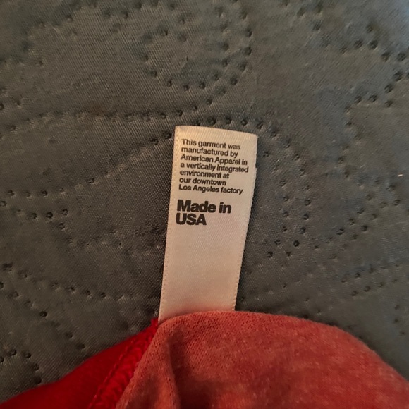 Unisex XL T-shirt: “Real Heroes Don’t Fight Dogs” - Picture 11 of 11